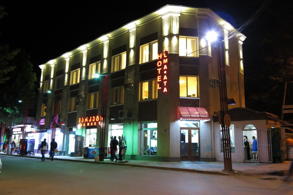 Alma-Ata Hotel Borjomi Exterior photo