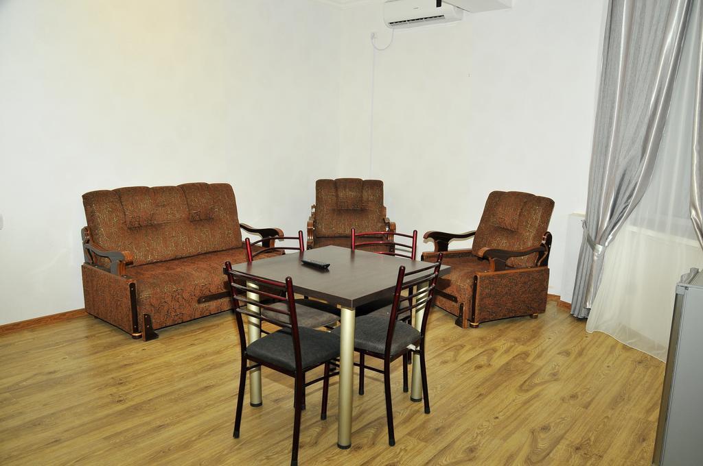 Alma-Ata Hotel Borjomi Room photo