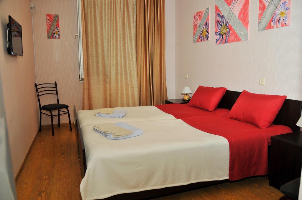Alma-Ata Hotel Borjomi Room photo
