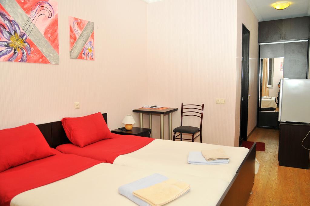 Alma-Ata Hotel Borjomi Room photo