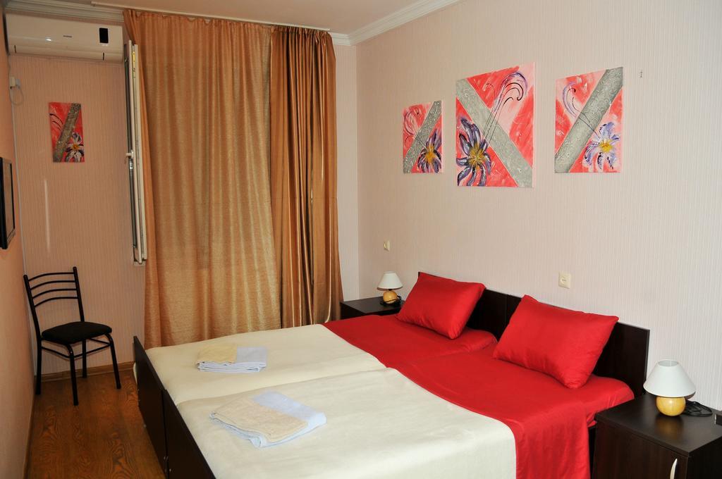 Alma-Ata Hotel Borjomi Room photo
