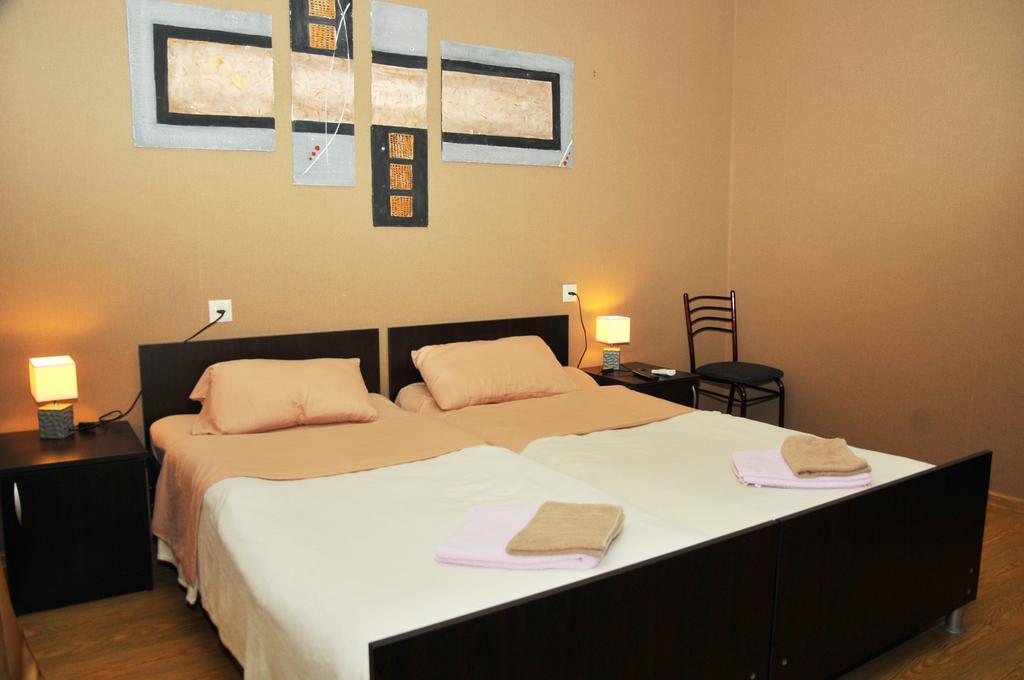 Alma-Ata Hotel Borjomi Room photo
